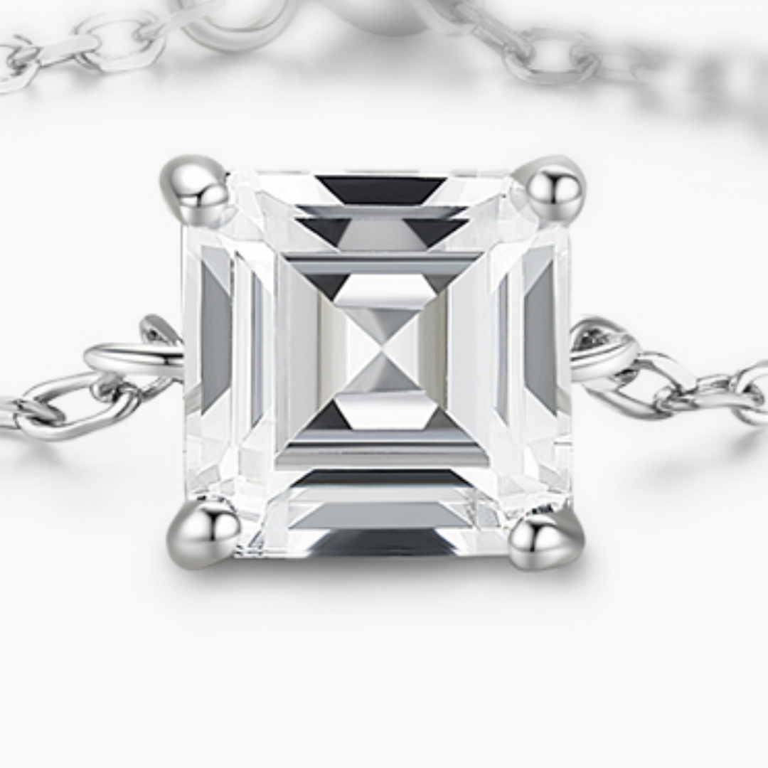 Anillo de Plata con Cristal de Circonita y Cadena Ajustable