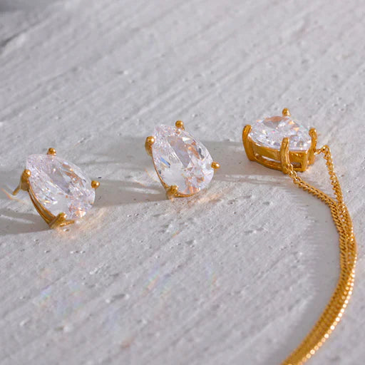 Conjunto Collar y Pendientes Punto de Luz